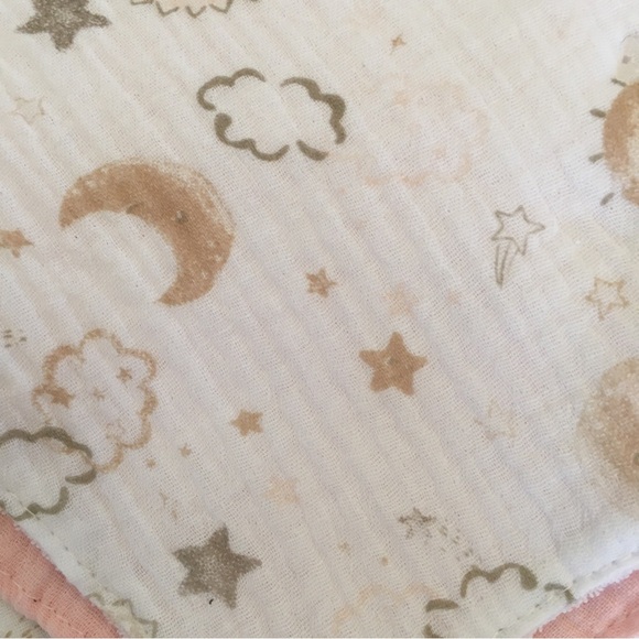 NEW 3 Baby Bibs Cotton | Elephant and Castle - Picture 5 of 6